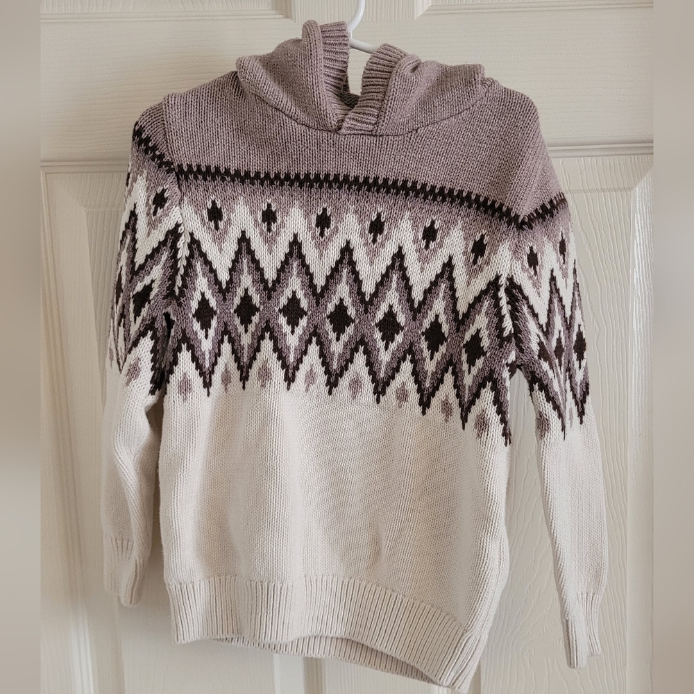 Boy's Old Navy size extra small hooded sweater.